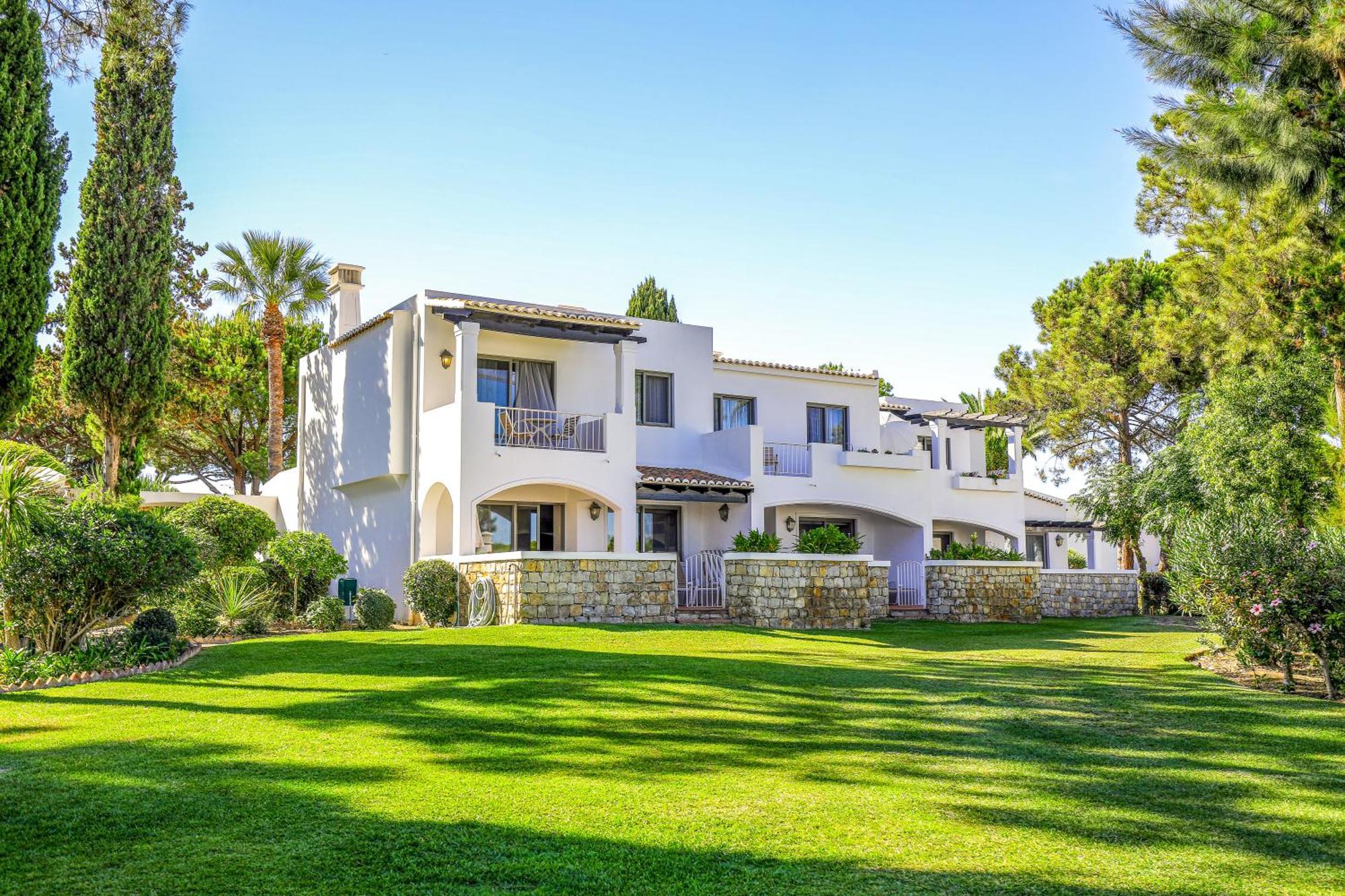 Four Seasons Country Club Hotel Quinta do Lago Bagian luar foto